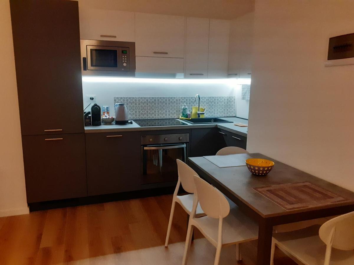 Bilocale 7 Piano Balcone Vista Skyline Apartman Milánó Kültér fotó