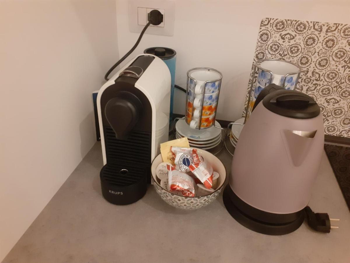 Bilocale 7 Piano Balcone Vista Skyline Apartman Milánó Kültér fotó